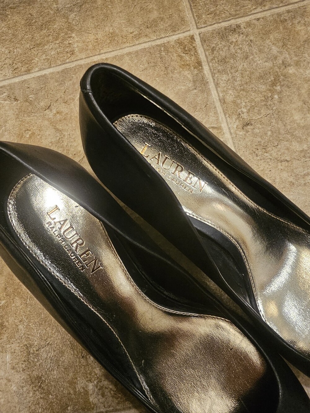 Lauren Ralph Lauren Black Leather Heels Size 8.5 - Picture 7 of 7